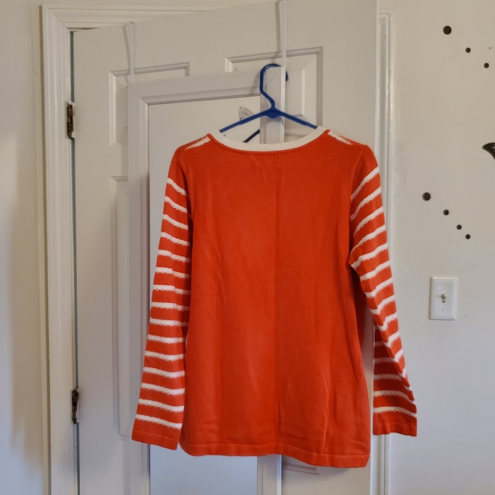 Sweater - Picture 4 of 4